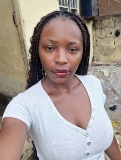 Profil de Aurélie, une femme célibataire de 27 ans à Mfandéna