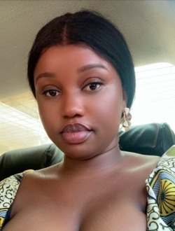 Profil de Danne, une femme célibataire de 27 ans à Yaoundé