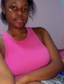 Profil de Jennyfer, une femme célibataire de 23 ans à Yaoundé
