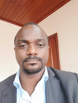 Profil de Michel, un homme célibataire de 47 ans à Yaoundé