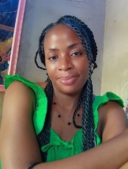 Profil de Antoinette, une femme célibataire de 33 ans à Yaoundé