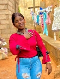 Profil de Rochelle, une femme célibataire de 22 ans à Yaoundé