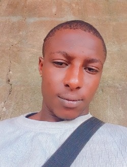 Profil de Atte Éric ArsÈne, un homme célibataire de 29 ans à Aban