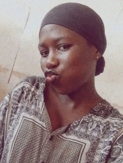 Profil de Megan, une femme célibataire de 19 ans à Bafoussam