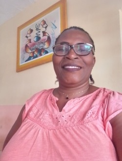 Profil de Isabelle, une femme célibataire de 46 ans à Petit Abidjan-Youkou