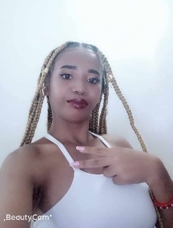 Profil de Angélique, une femme célibataire de 18 ans à Diegokely