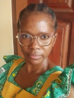 Profil de Klaris, une femme célibataire de 40 ans à Yaoundé
