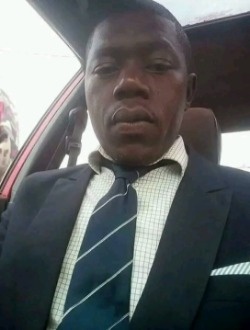 Profil de Brice, un homme célibataire de 41 ans à Yaoundé