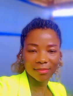 Profil de Claudine, une femme célibataire de 33 ans à Abiana