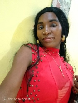 Profil de Angeline, une femme célibataire de 30 ans à Diegokely