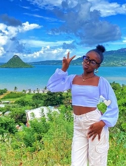 Profil de Rasoarimanana Jeannette, une femme célibataire de 20 ans à Afitanananivo