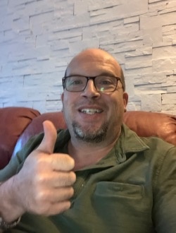 Profil de Christian, un homme célibataire de 49 ans à Saint-Augustin-de-Desmaures