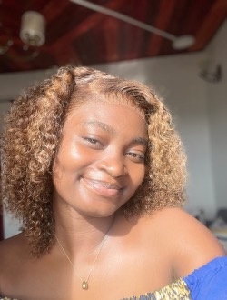 Profil de Rish, une femme célibataire de 23 ans à Douala