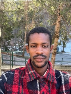 Profil de Aliou, un homme célibataire de 25 ans à Pescara