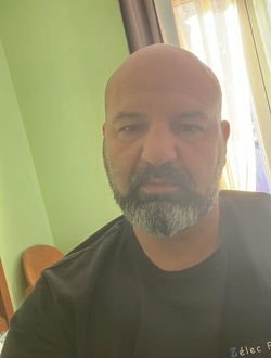 Profil de Greg, un homme célibataire de 48 ans à Vias