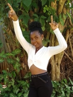 Profil de Amelika, une femme célibataire de 25 ans à Antalaha