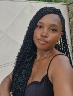 Profil de Myiah, une femme célibataire de 24 ans à Antsiranana