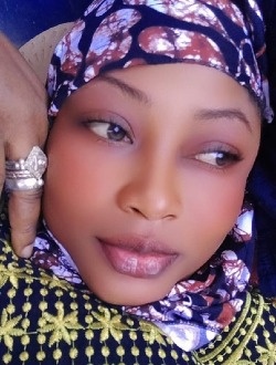 Profil de Aminata, une femme célibataire de 31 ans à Abdoul Sinia