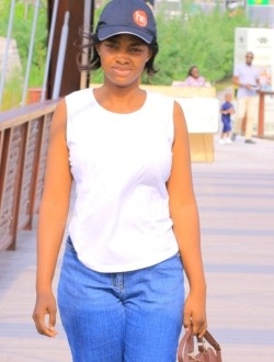 Profil de Astrid, une femme célibataire de 26 ans à Gabolshausen