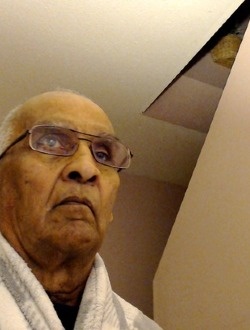 Profil de John, un homme célibataire de 71 ans à Ottawa