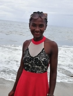 Profil de Tabita Elissa, une femme célibataire de 35 ans à Adabotokana