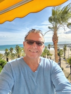 Profil de Arnaud, un homme célibataire de 58 ans à Salou