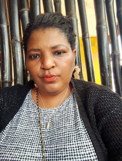 Profil de Sandrine, une femme célibataire de 45 ans à Yaoundé