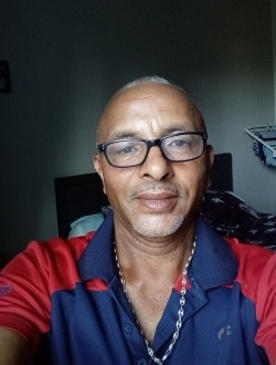 Profil de Athila, un homme célibataire de 55 ans à Sainte-Marie