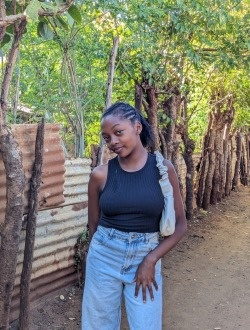 Profil de Michaëlla, une femme célibataire de 18 ans à Antsiranana