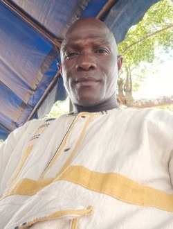 Profil de Koffi Bollinger, un homme célibataire de 47 ans à Grand-Lahou