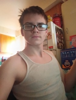 Profil de Brandon, un homme célibataire de 18 ans à Great Falls