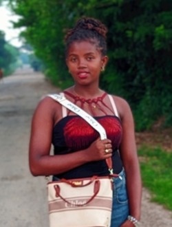 Profil de Christiana Stezellah, une femme célibataire de 23 ans à Aharana
