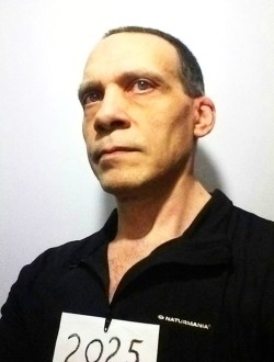 Profil de Alex, un homme célibataire de 45 ans à Chertsey