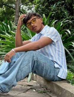 profile picture 0