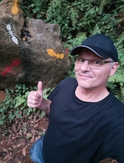 Profil de Axel, un homme célibataire de 60 ans à Paris