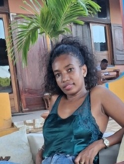 Profil de Naad, une femme célibataire de 34 ans à 1ER Arrondissement