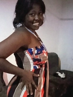Profil de Carine Rolande, une femme célibataire de 39 ans à Yaoundé