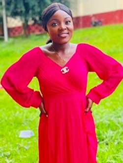 Profil de Solange, une femme célibataire de 28 ans à Dschang