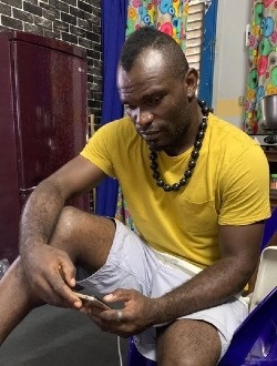 Profil de Zara'Ah, un homme célibataire de 35 ans à Douala