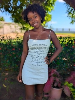 Profil de Rose, une femme célibataire de 23 ans à Nosy-Be