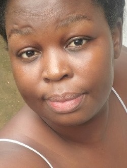 Profil de Naomi, une femme célibataire de 35 ans à Douala