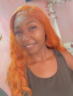 Profil de Marie Louise, une femme célibataire de 23 ans à Yaoundé