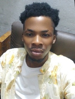 Profil de Isdeen, un homme célibataire de 25 ans à Cotonou