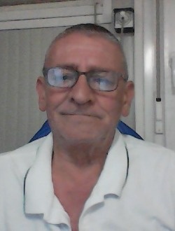 Profil de Romain, un homme célibataire de 64 ans à Lyon