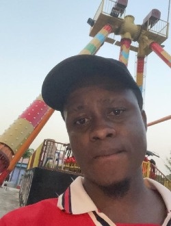 Profil de Leon, un homme célibataire de 55 ans à California