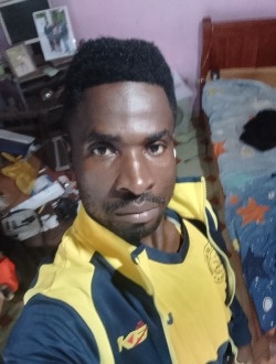 Profil de Héro Oscar, un homme célibataire de 30 ans à Yaoundé