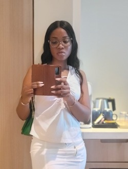 Profil de Rodalia, une femme célibataire de 30 ans à Bacongo