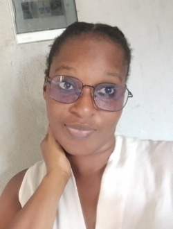 Profil de Mymy, une femme célibataire de 33 ans à Abidjan