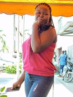 Profil de Victorine, une femme célibataire de 33 ans à Petit Abidjan-Youkou