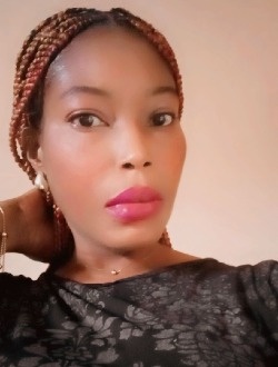 Profil de Marina, une femme célibataire de 38 ans à Yopougon